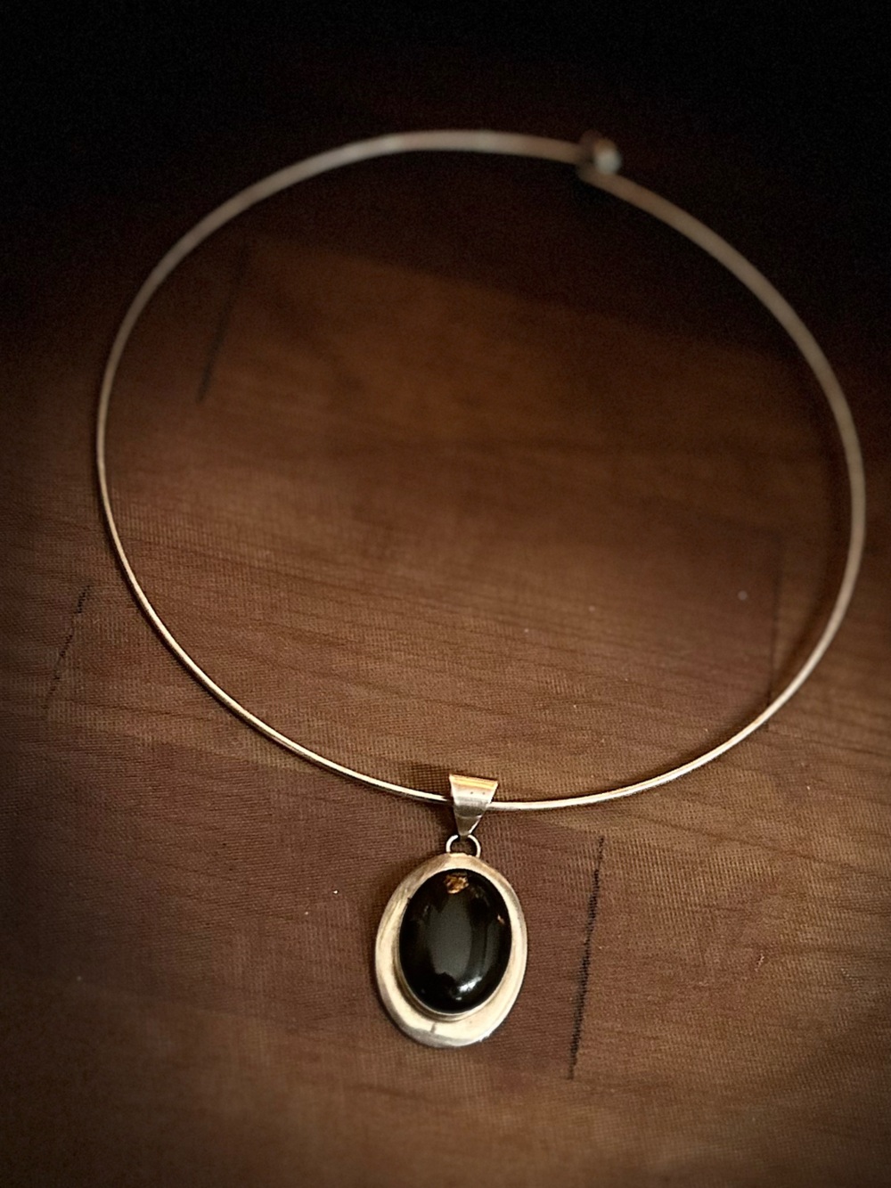 Vintage Redesigned by Me! Oval Onyx Pendant Structured Choker Necklace